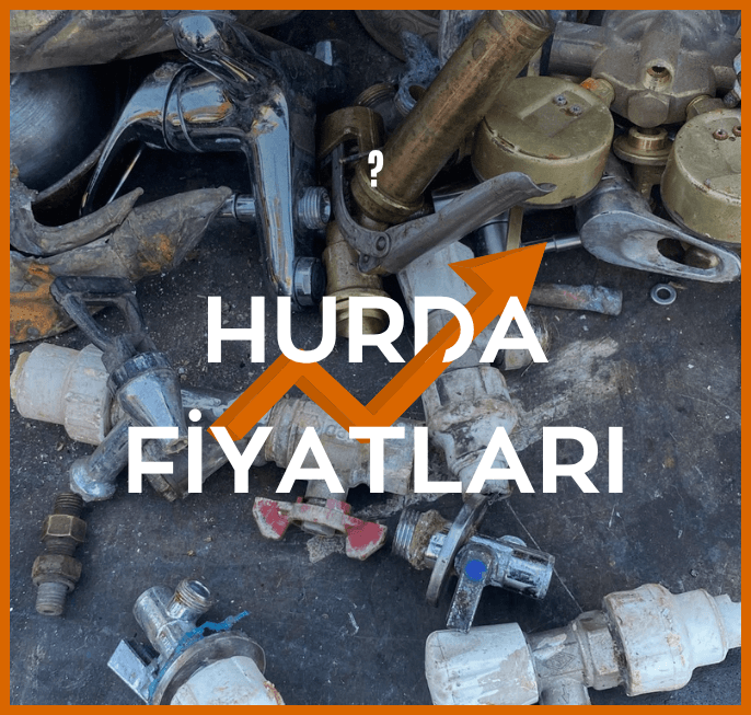 İzmit / Kocaeli'de hurda fiyatları belirlenmek üzere ayrıştırılan hurdalar